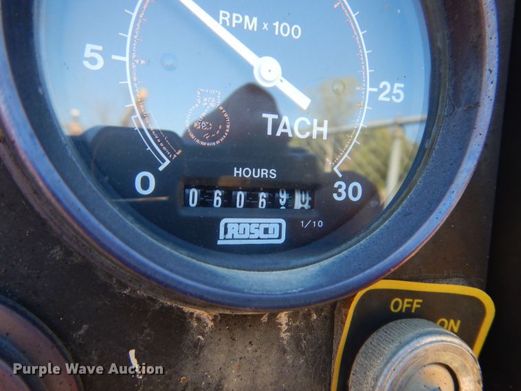 image for item KO9926 Roscoe RA2000  pot hole patcher