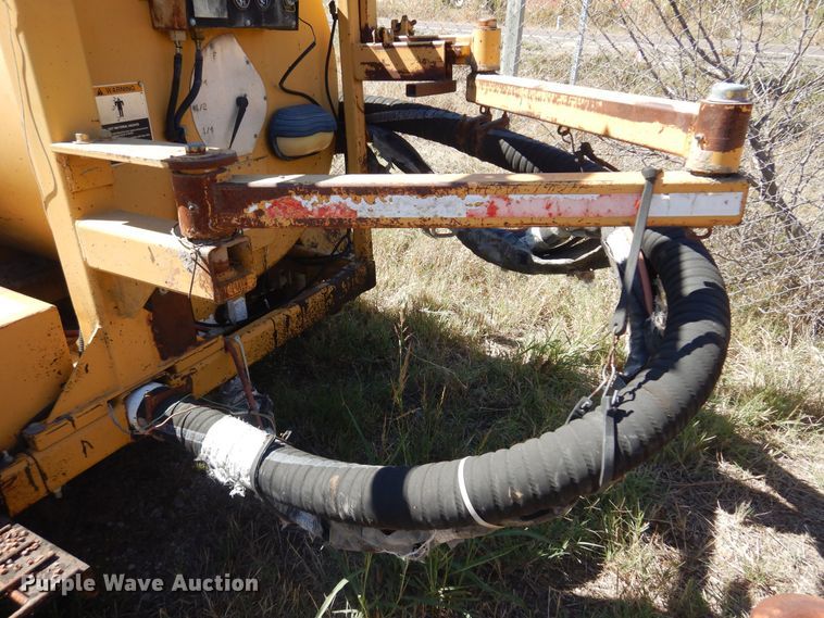 image for item KO9926 Roscoe RA2000  pot hole patcher