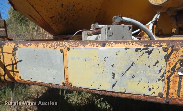 image for item KO9927 Roscoe RA2000  pot hole patcher