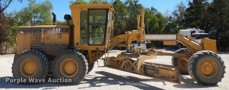 image for item KO9928 2004 Caterpillar 120H  motor grader