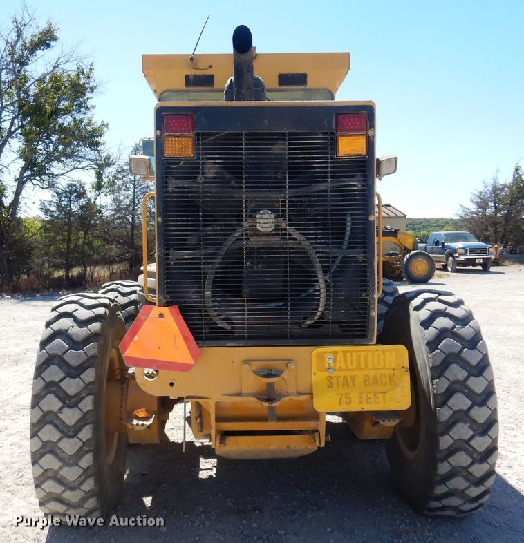 image for item KO9928 2004 Caterpillar 120H  motor grader