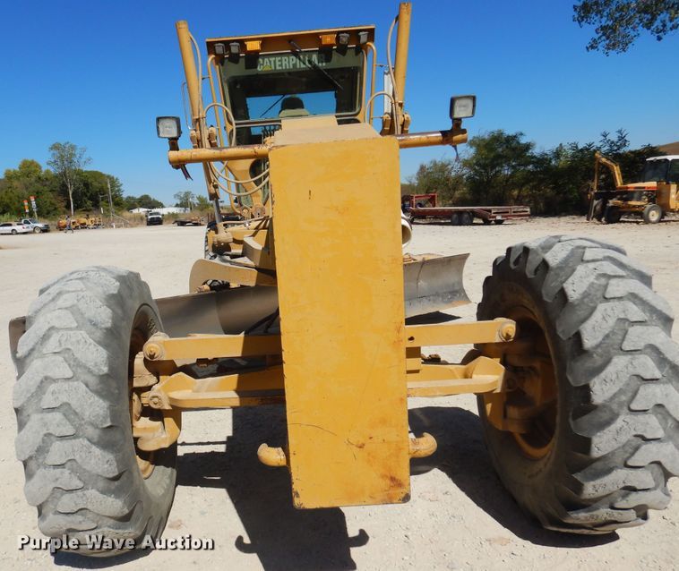 image for item KO9928 2004 Caterpillar 120H  motor grader