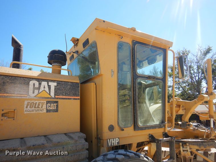 image for item KO9928 2004 Caterpillar 120H  motor grader