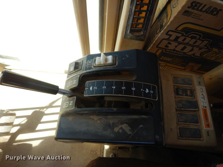 image for item KO9928 2004 Caterpillar 120H  motor grader