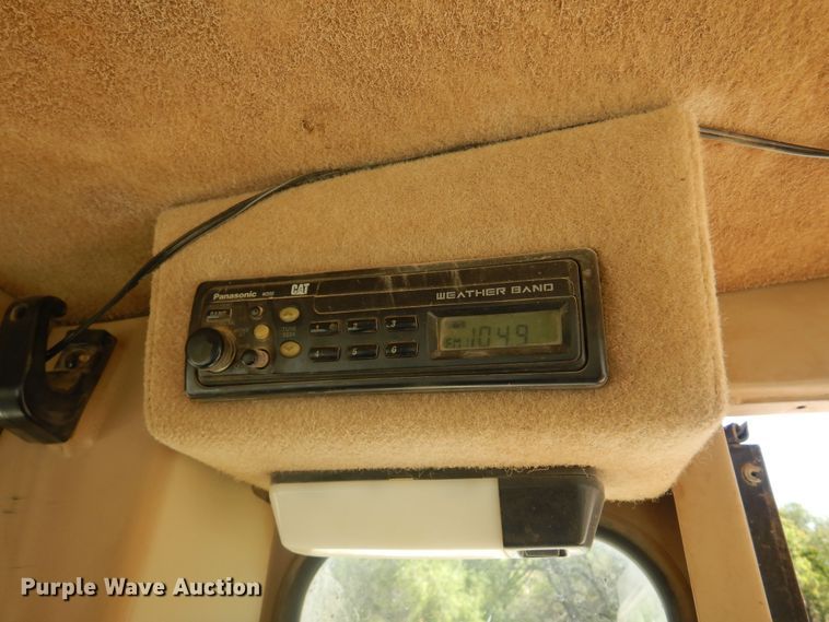 image for item KO9928 2004 Caterpillar 120H  motor grader