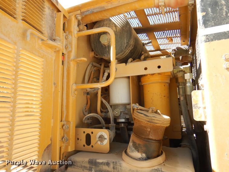 image for item KO9928 2004 Caterpillar 120H  motor grader