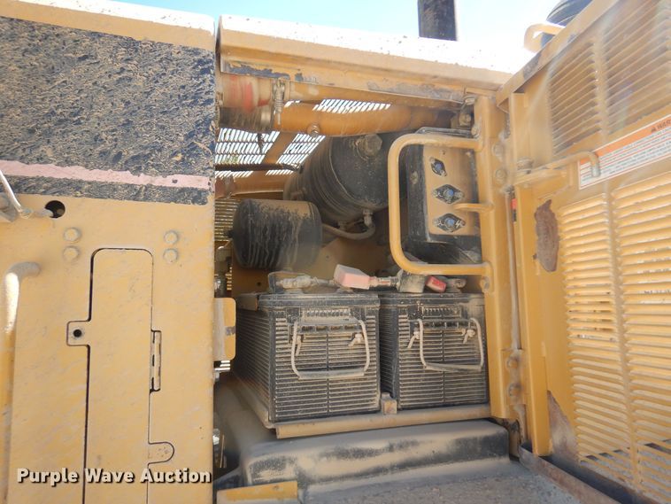 image for item KO9928 2004 Caterpillar 120H  motor grader