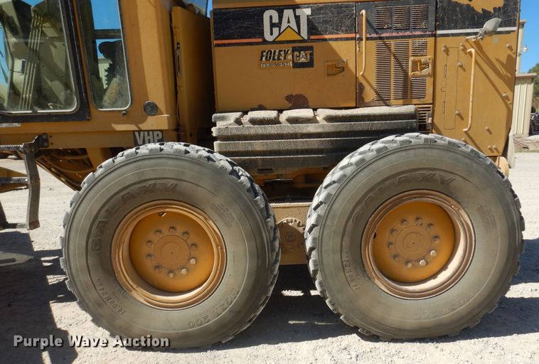 image for item KO9928 2004 Caterpillar 120H  motor grader