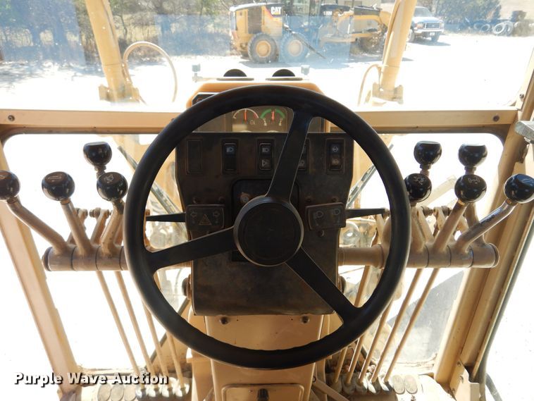 image for item KO9929 2005 Caterpillar 120H  motor grader