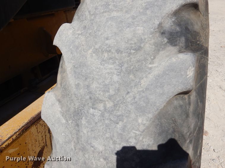 image for item KO9929 2005 Caterpillar 120H  motor grader