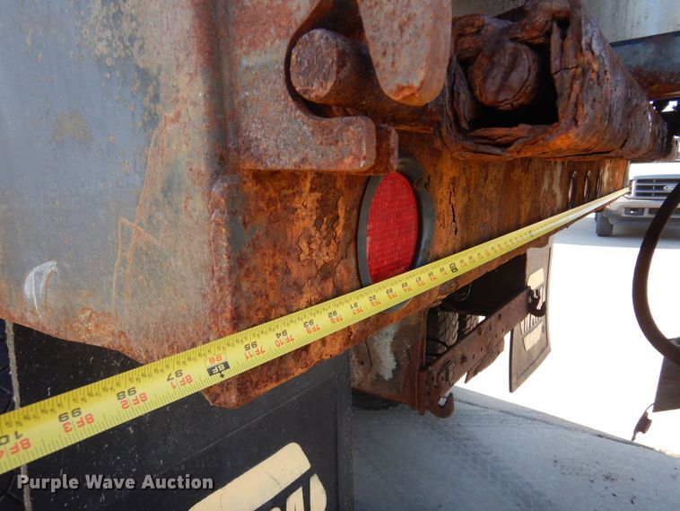 image for item KO9937 1995 International 4700  dump truck