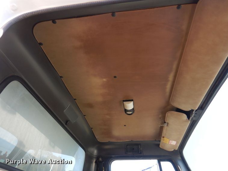 image for item KO9937 1995 International 4700  dump truck