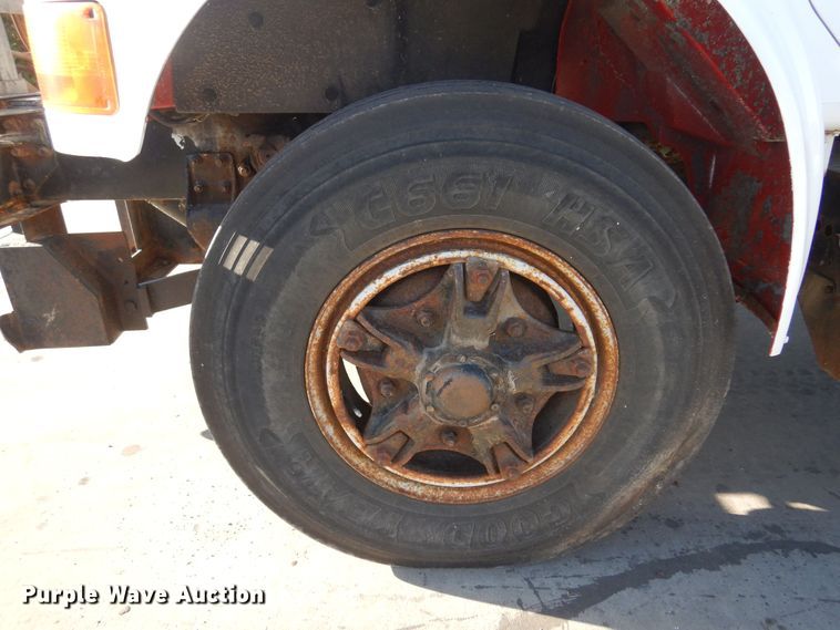 image for item KO9937 1995 International 4700  dump truck