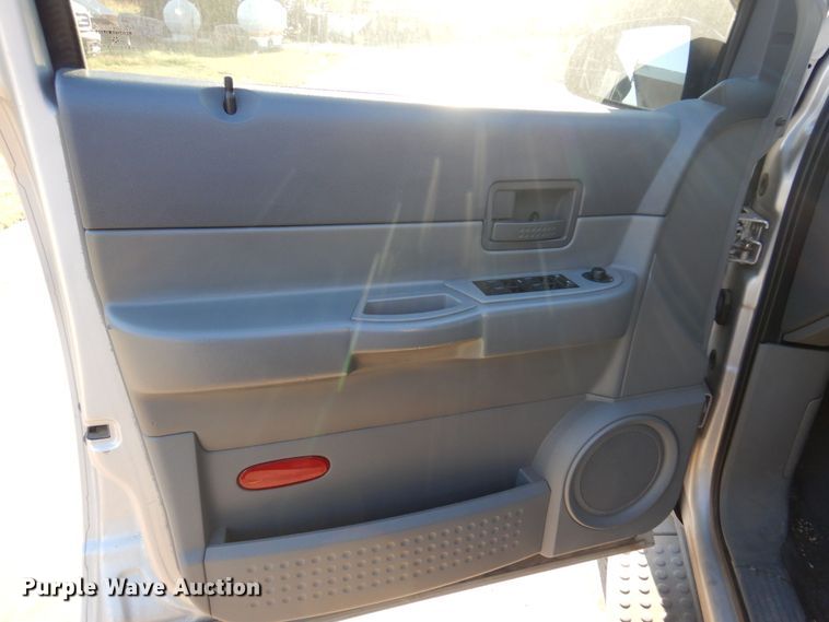 image for item KO9960 2004 Dodge Durango  SUV