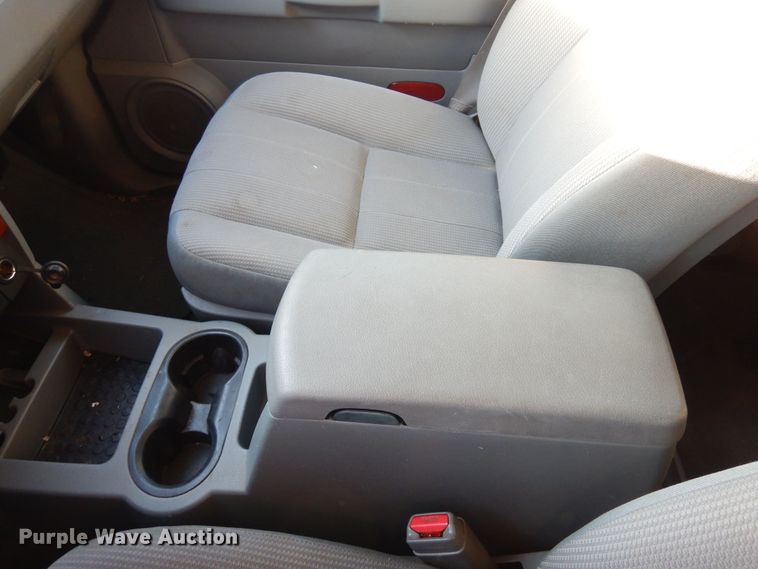 image for item KO9960 2004 Dodge Durango  SUV