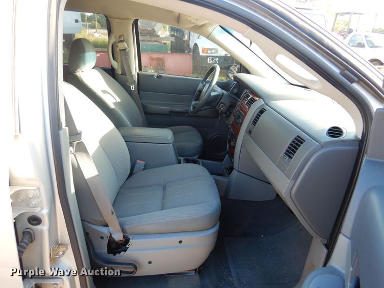 image for item KO9960 2004 Dodge Durango  SUV