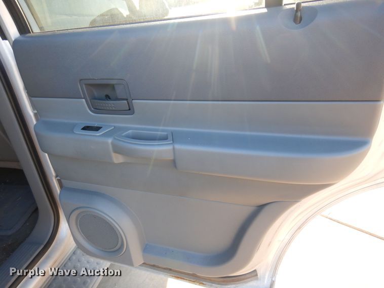 image for item KO9960 2004 Dodge Durango  SUV