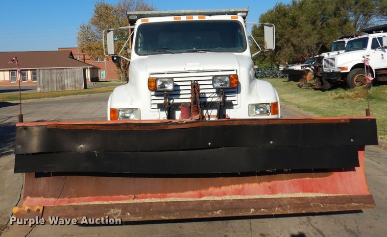 image for item KO9962 1991 International 4700  dump truck