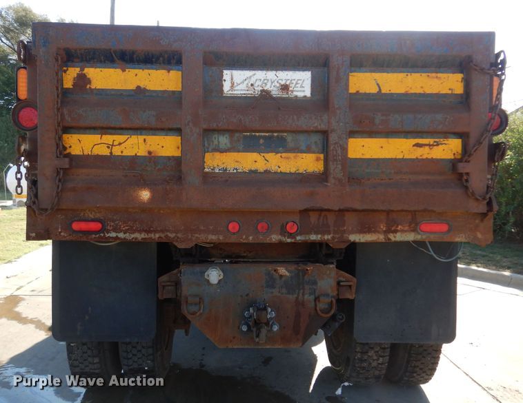 image for item KO9962 1991 International 4700  dump truck