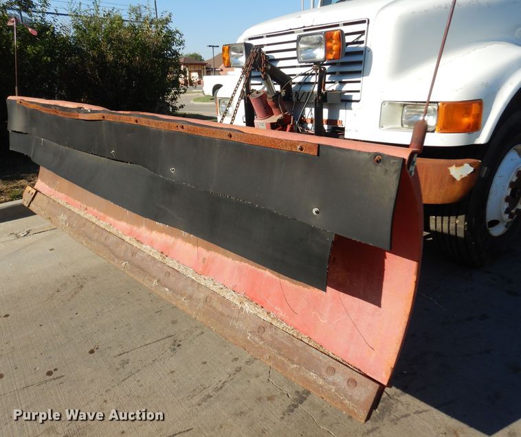 image for item KO9962 1991 International 4700  dump truck