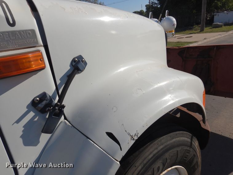 image for item KO9962 1991 International 4700  dump truck