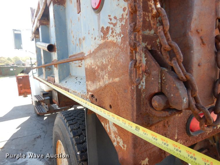 image for item KO9962 1991 International 4700  dump truck