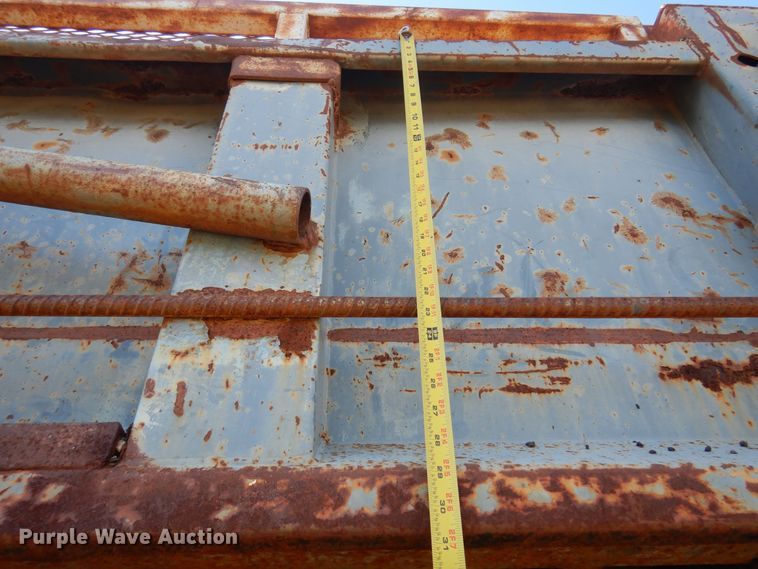 image for item KO9962 1991 International 4700  dump truck