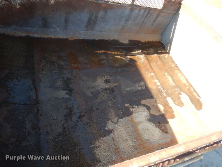 image for item KO9962 1991 International 4700  dump truck