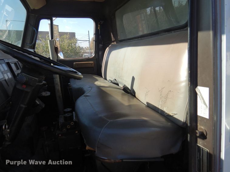 image for item KO9962 1991 International 4700  dump truck