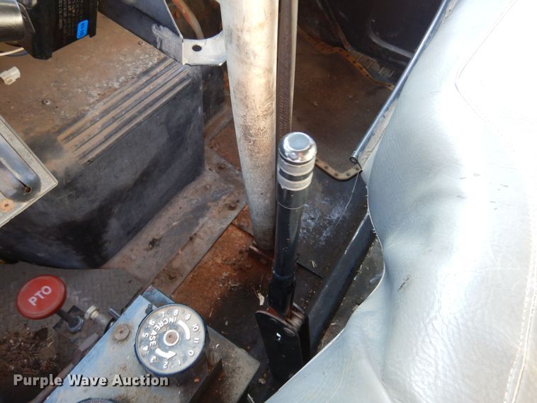 image for item KO9962 1991 International 4700  dump truck