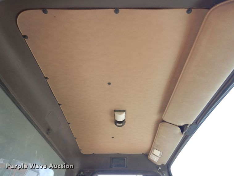 image for item KO9962 1991 International 4700  dump truck