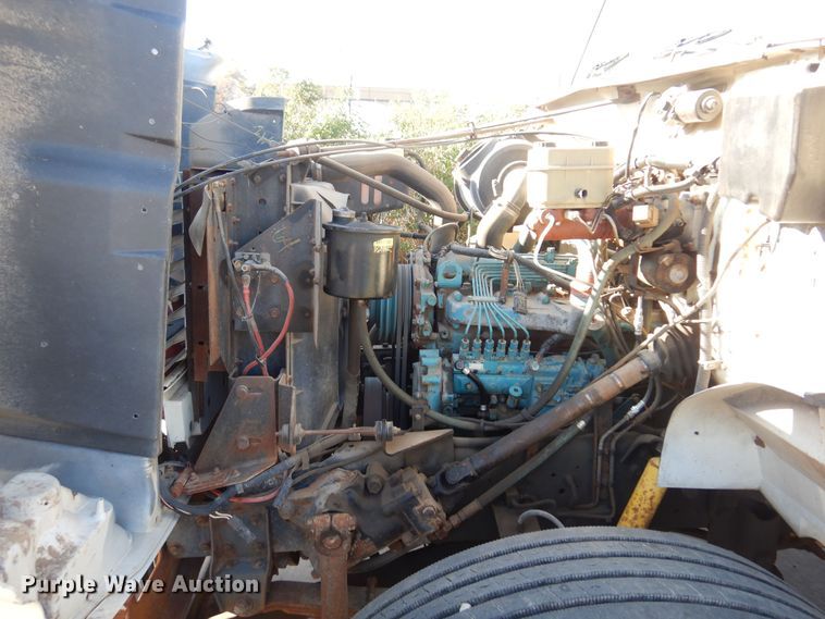 image for item KO9962 1991 International 4700  dump truck