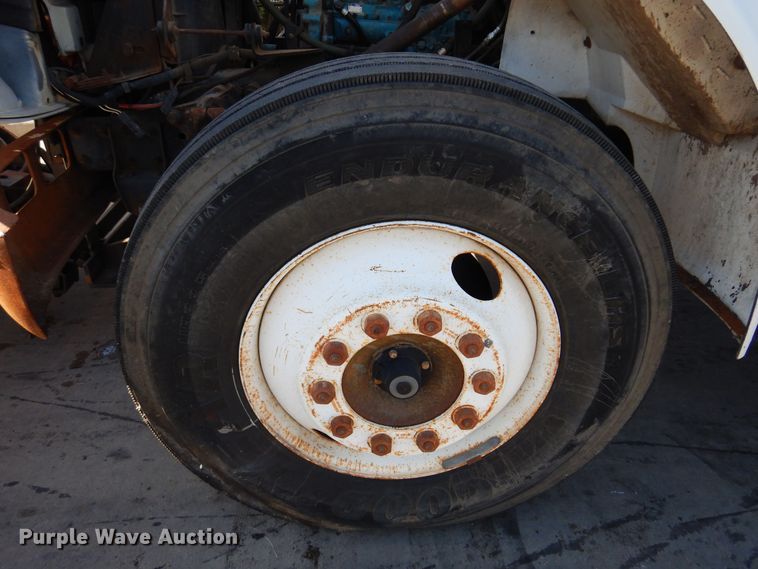 image for item KO9962 1991 International 4700  dump truck