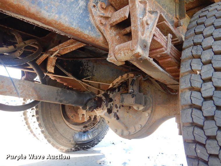 image for item KO9962 1991 International 4700  dump truck