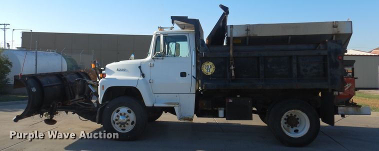 image for item KO9964 1995 Ford L8000  dump truck