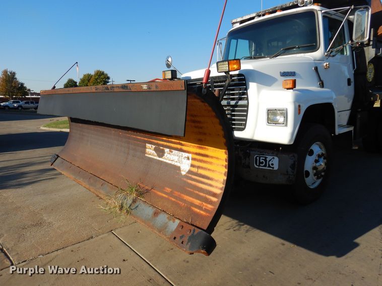 image for item KO9964 1995 Ford L8000  dump truck