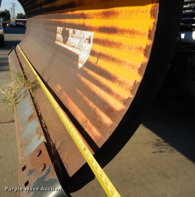 image for item KO9964 1995 Ford L8000  dump truck