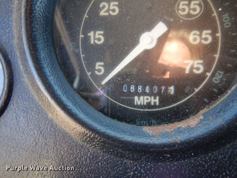 image for item KO9964 1995 Ford L8000  dump truck