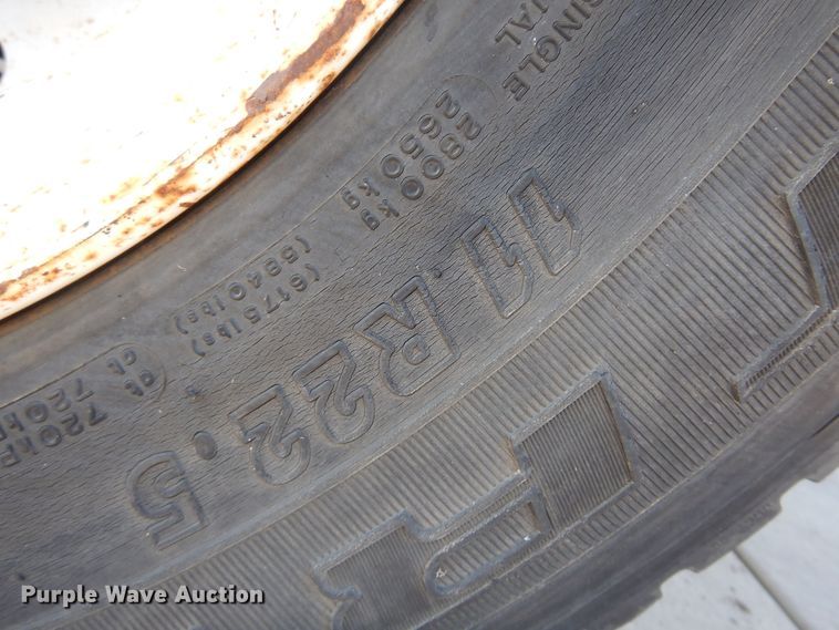 image for item KO9964 1995 Ford L8000  dump truck