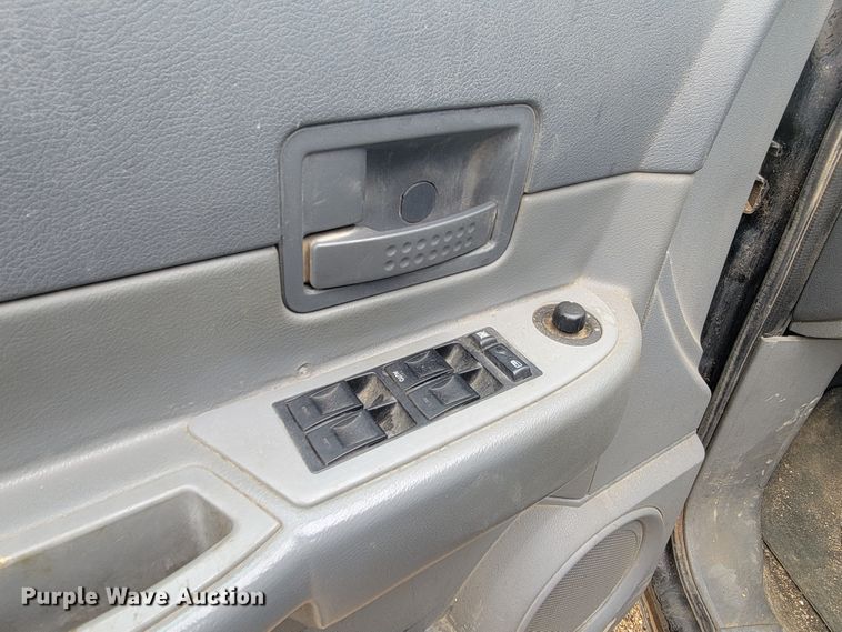 image for item KT9100 2005 Dodge Durango  SUV