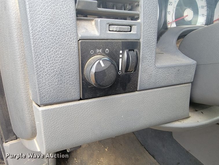 image for item KT9100 2005 Dodge Durango  SUV