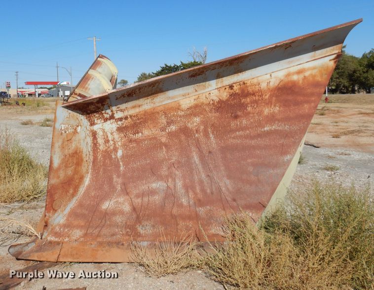 image for item KU9668 Wausau VX5896  V-plow