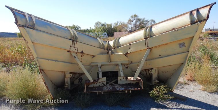 image for item KU9668 Wausau VX5896  V-plow