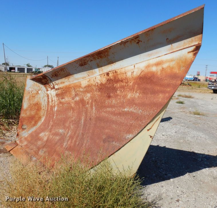 image for item KU9668 Wausau VX5896  V-plow