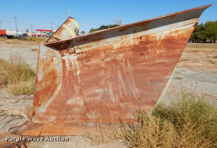 image for item KU9668 Wausau VX5896  V-plow