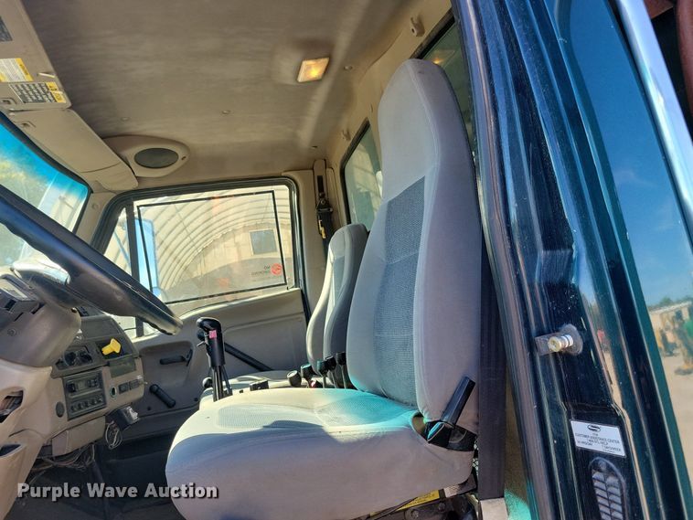 image for item KW9498 2004 Sterling L8500  dump truck