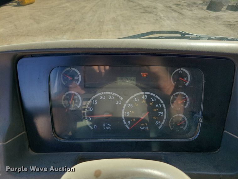 image for item KW9498 2004 Sterling L8500  dump truck