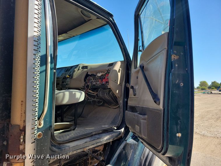 image for item KW9498 2004 Sterling L8500  dump truck