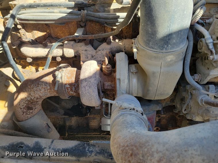 image for item KW9498 2004 Sterling L8500  dump truck