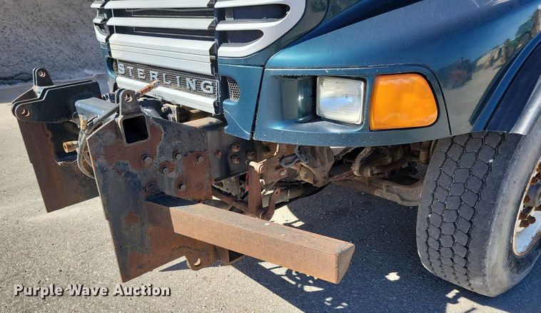 image for item KW9498 2004 Sterling L8500  dump truck